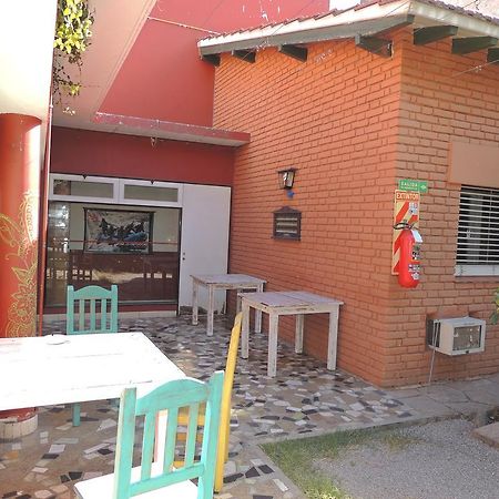 All In Mendoza Monkey Hostel Exterior photo