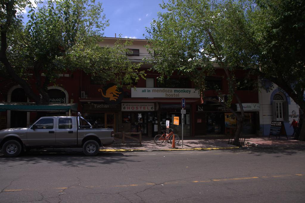 All In Mendoza Monkey Hostel Exterior photo